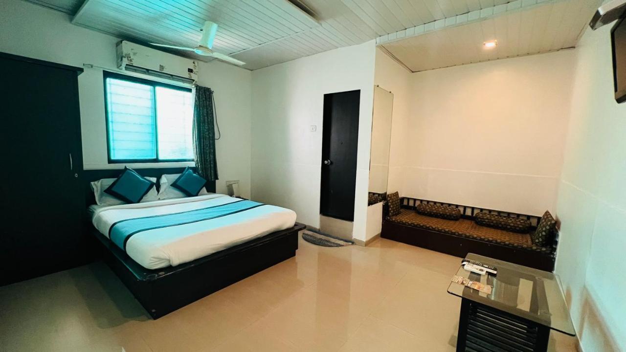 Farm House Residency Vasai Exterior foto